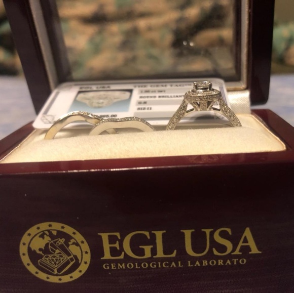 Bridal Set - Picture 3 of 3